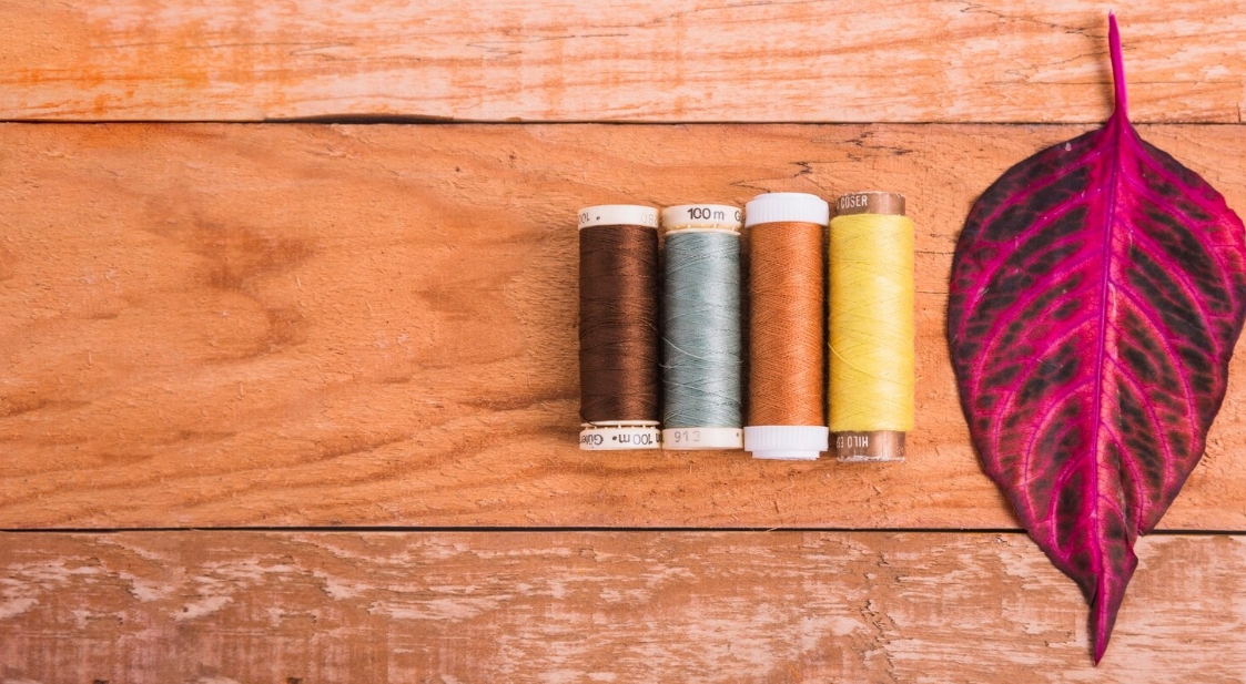 trilobal polyester thread